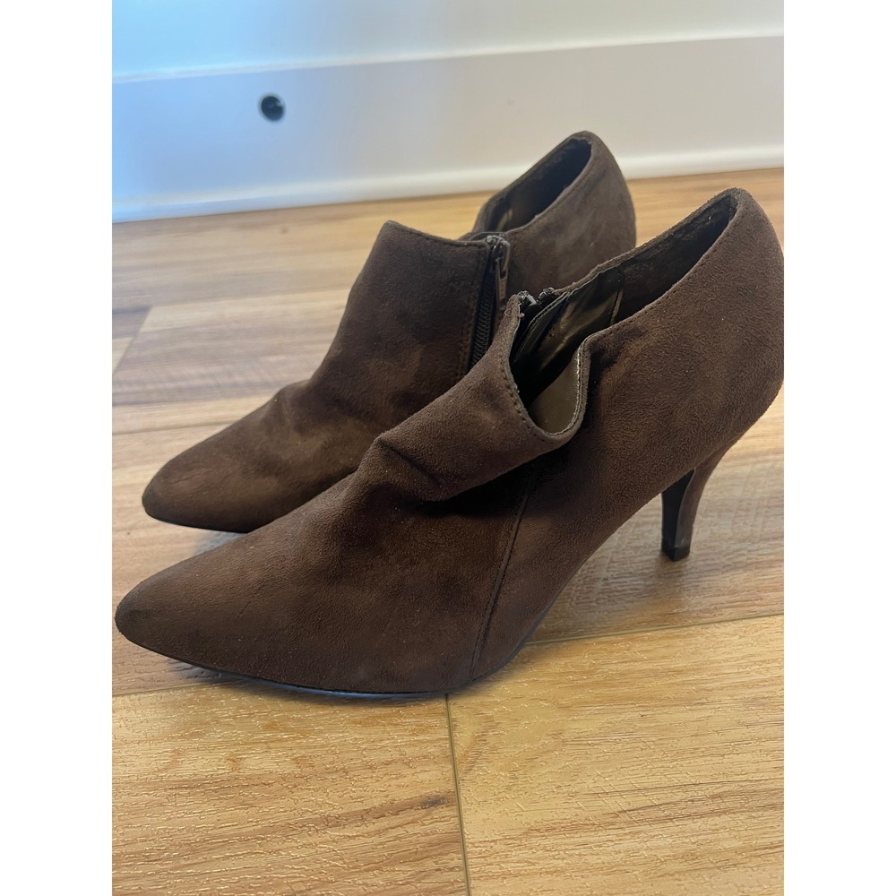 Cato Booties Wm 8 Brown Faux Suede Pointed Toe Stiletto Ankle Boots 3571